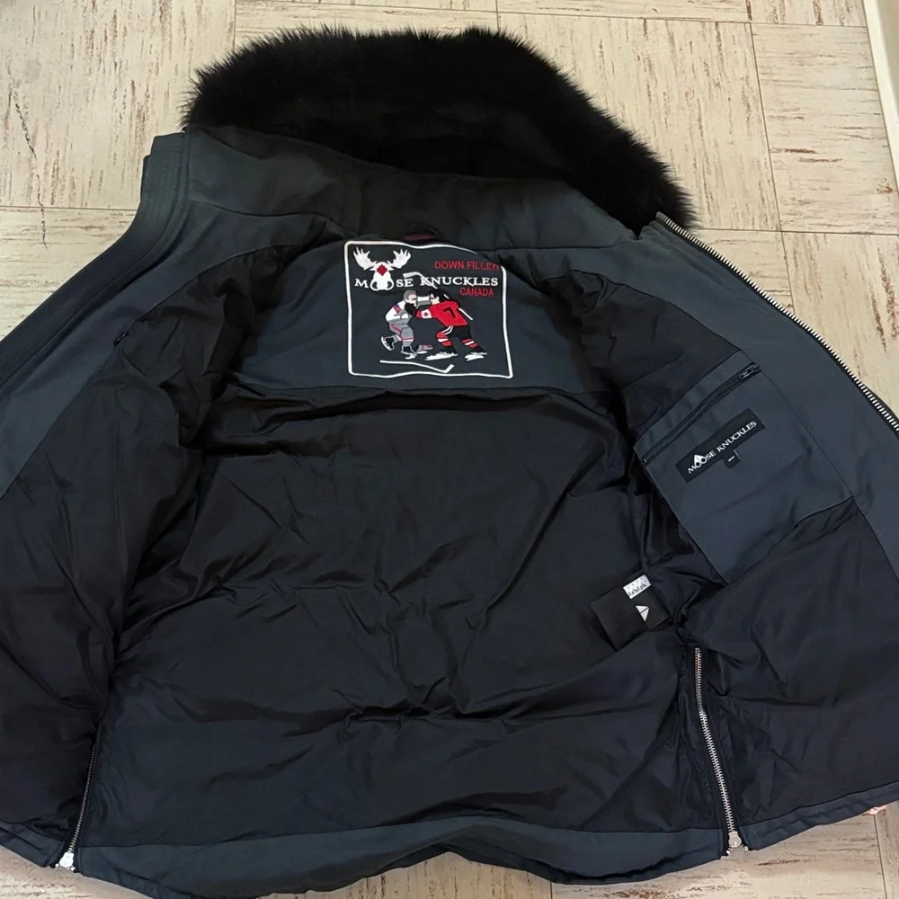 MOOSE KNUCKLES Original Shearling Men's Black Puffer Jacket with Fur Hood Size M - Picture 5 of 16